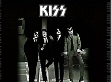 Netflix снимет фильм о группе Kiss
