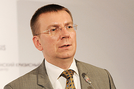 Латвия отказалась отзывать посла из России