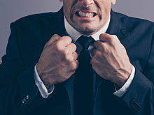 «Звонил Хамзаев. Угрожал»: депутаты Госдумы поругались из-за запрета хиджабов в школах. В чём суть конфликта