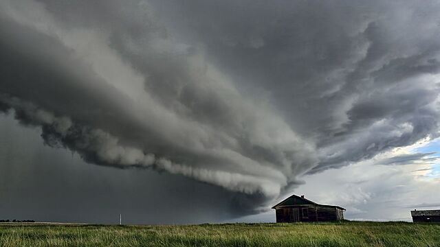 Пострадает Европа и США: что предсказал «путешественник во времени» из 2198 года
