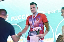 Мартин Малютин стал серебряным и бронзовым призером всероссийских соревнований по плаванию