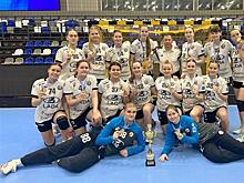 Гандболистки "Лады" взяли "золото" на первенстве страны