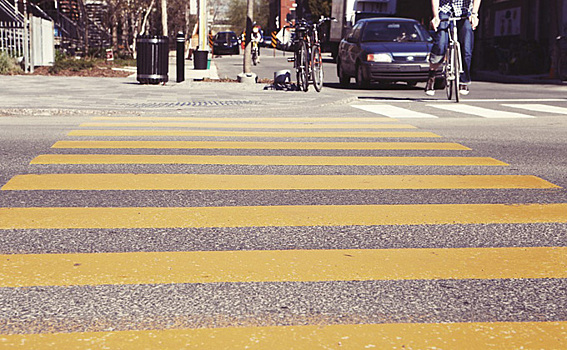 Только треть пешеходных переходов перед школами соответствует нормам