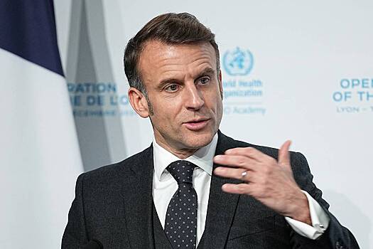Макрон назвал ошибочным решение о роспуске парламента