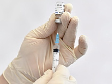 В Москве к вакцинации от COVID-19 допустили новые группы граждан