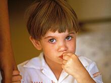 Как побороть застенчивость у ребенка? Советы эксперта и звезд