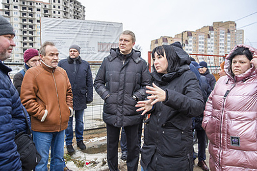 Андрей Иванов и жители Звенигорода осмотрели проблемные локации района Восточный