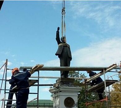 Авторы петиции по возвращению памятника Ленину в Оренбурге обратились к Паслеру.