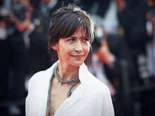 Журнал Femme Actuelle: в сети раскритиковали Софи Марсо за поддержку Макрона