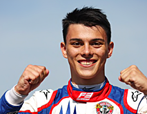 Мэлоуни стал победителем гонки Формулы-3 в Зандворте, Смоляр финишировал на 11-м месте