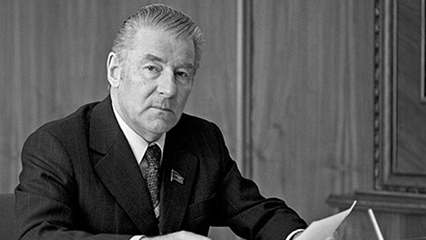 Страшнее КГБ: почему партийная элита СССР боялась Михаила Соломенцева