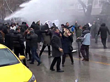 В Турции разогнали митинг против поправок к конституции