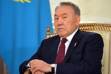 В Казахстане появилась в продаже книга воспоминаний Нурсултана Назарбаева