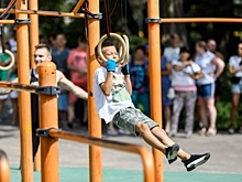 В Камышине открыли многофункциональную спортивную площадку
