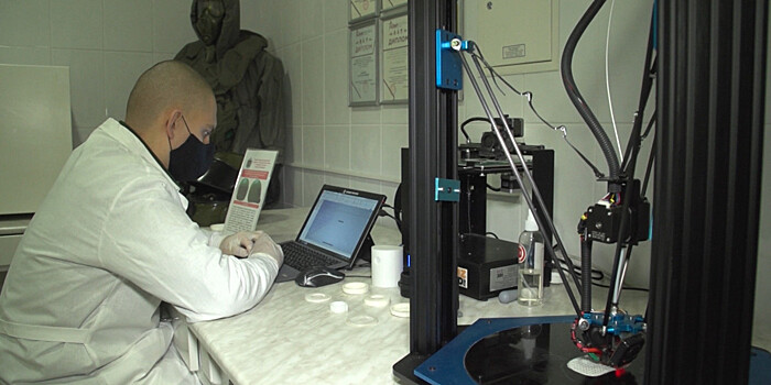 Наряд для «красной зоны»: российские военные создали спецодежду для медиков