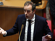 Во Франции приостанавливают непопулярную пенсионную реформу