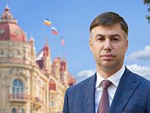 Алексей Логвиненко поздравил ростовских актеров, режиссеров и сотрудников театров с профессиональным праздником