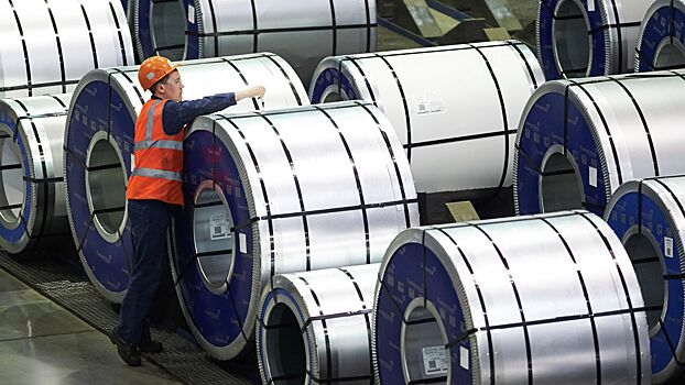 В России упало производство стали