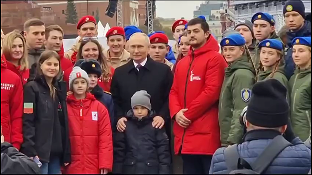 Сын погибшего спецназовца рассказал о встрече с Путиным в Москве