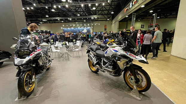 Компания BMW представила свои мотоновинки на выставке «Поехали 2021»