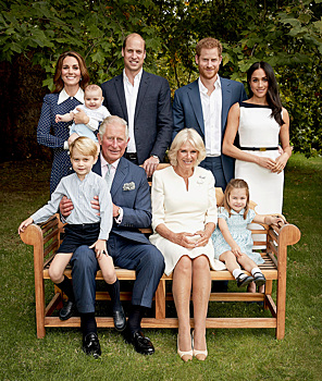 Личный фотограф королевской семьи рассказал, что скрывается за кадром: непредсказуемый принц Гарри и весёлая Камилла Паркер-Боулз