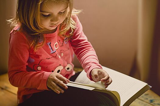 Почему ребенок плохо читает: причины и рекомендации
