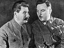 «Очень посредственный персонаж»: почему Сталин прощал Ворошилову любые ошибки