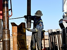 В США отказались сокращать добычу нефти