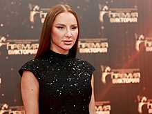 Анна Asti улетела из России без мужа после слухов о разводе