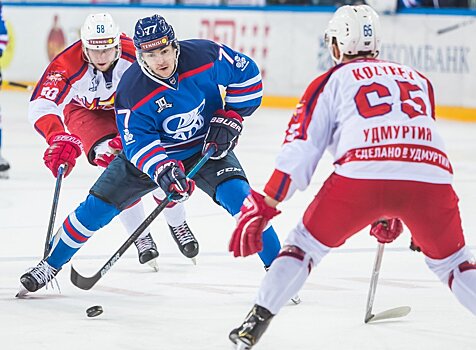 Разгромный матч «Ижстали», крушение вертолета Ми-28 и штрафы за превышение средней скорости: что произошло минувшей ночью