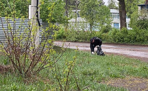Из-за дождя в Обоянском районе отказались от субботника, а в Курске решили провести