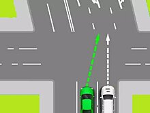 Кто обязан уступить на сложном перекрестке?