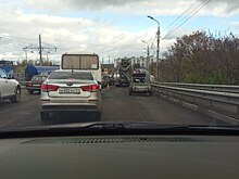 Из-за дорожных работ движение по Кировскому мосту в Курске остановилось