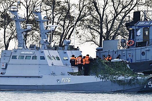 Россия решила вернуть Украине задержанные корабли