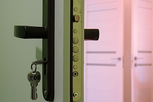 Эксперт рассказал о способах продажи квартир граждан недружественных стран