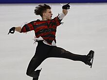 «Курт Кобейн перевернётся в могиле». Дизайнер Филатова — о создании костюма Семененко