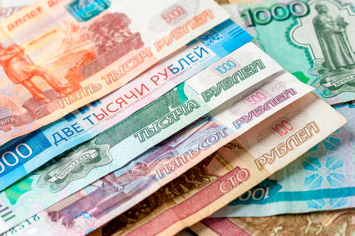 Рубль стал основной валютой в расчетах РФ за экспорт с Европой и Азией