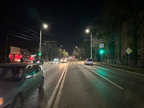 В Оренбурге под колеса авто попала девушка-подросток на электросамокате