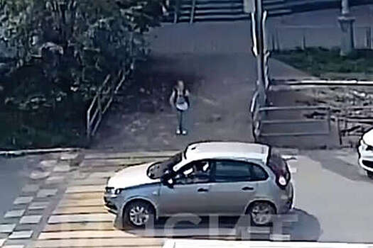 В Копейске юноша на машине сбил девятилетнюю девочку, переходившую дорогу