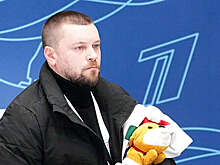 Тренер Давыдов призвал фигуристку Самоделкину помнить, чему ее научили в России