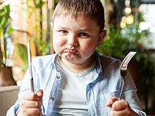 Почему полнеют мальчики: ожирение фиксируют уже у дошколят