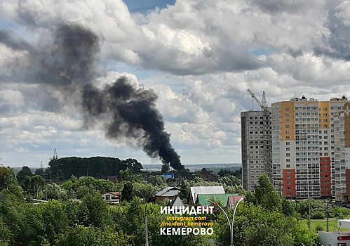 Два человека погибли при пожаре в селе под Кемерово