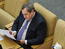 Осужденный за крупнейшую взятку в истории России депутат появился в базе МВД