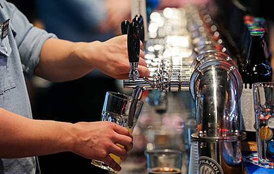 В Петербурге не планируют вводить новые ограничения для баров в домах