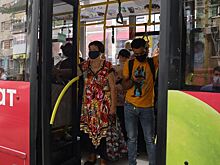 Более 200 пассажиров без масок выявили за неделю в ростовском транспорте