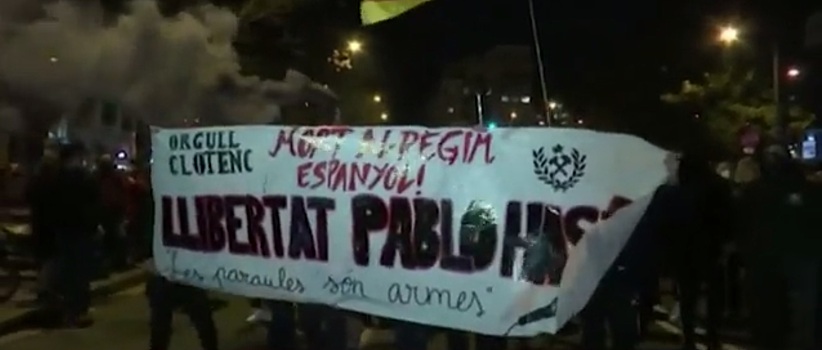 Испанцы вышли на улицы с требованием свободы оскорбившему короля рэперу Хаселю