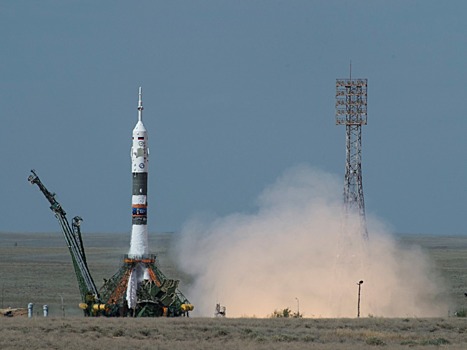 Россия готовится к отправке космонавтов на Луну