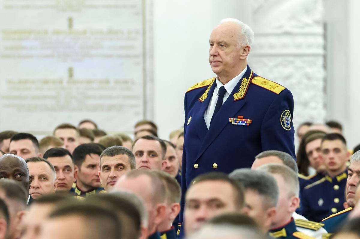 Путин продлил срок службы председателя Следственного комитета России Бастрыкина