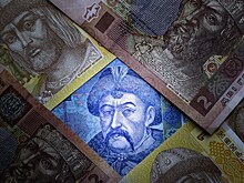 Что стоит за падением курса украинской валюты до исторического минимума