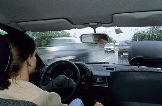 6 привычек водителей, от которых стоит избавиться